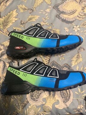 Trail Running Shoes in Gray & Blue, green